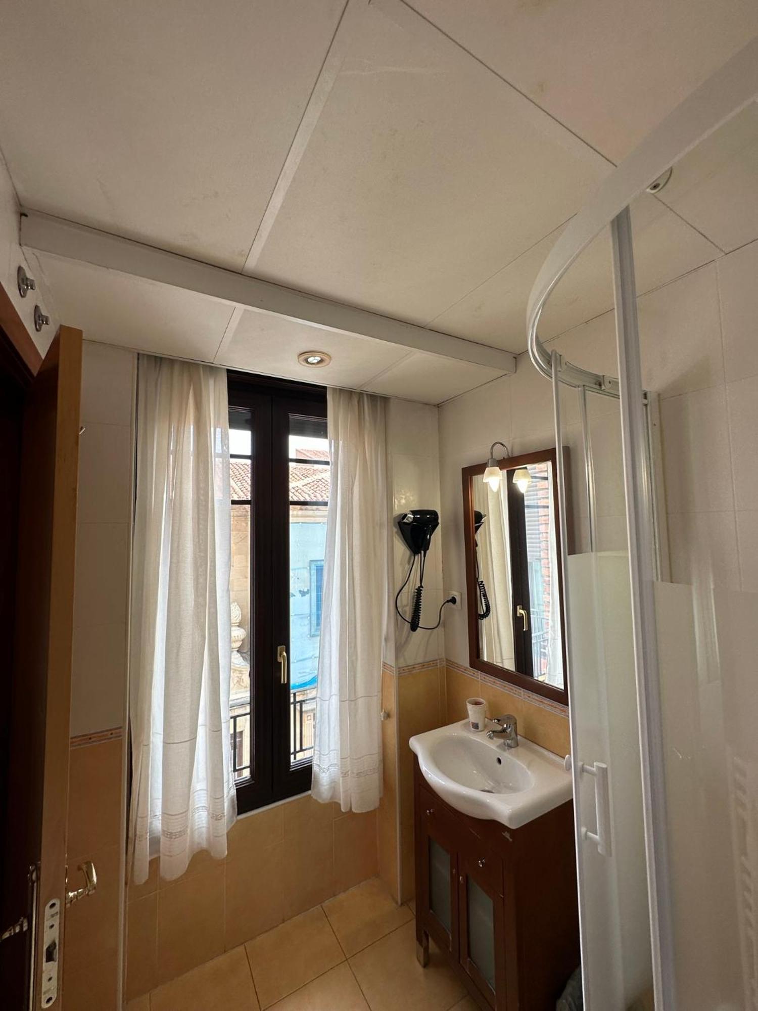 Hostal Restaurante Boccalino León Habitación foto